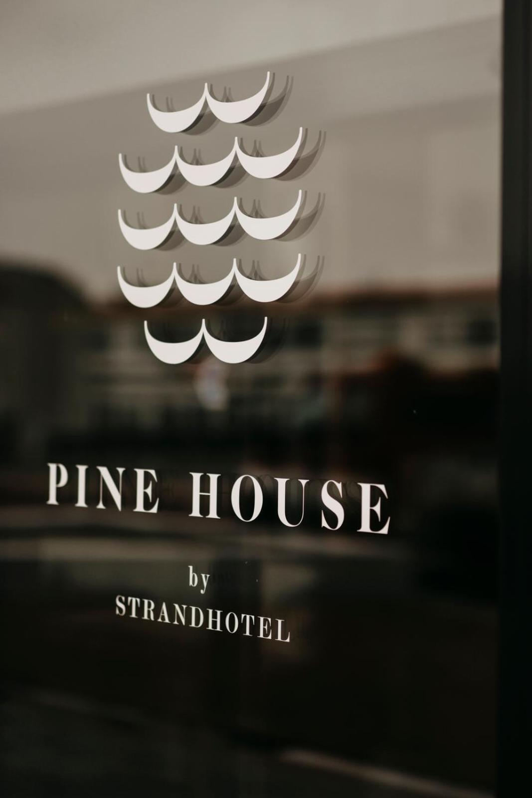 Yacht By Strandhotel - Hotel Service & Wellness 카잔바드 외부 사진